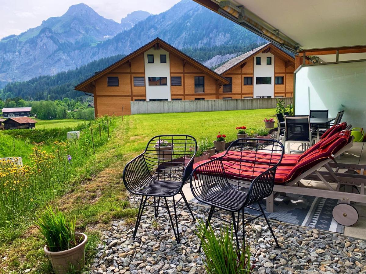 Bueelbad - Relax Holiday Apartment คันเดอร์ชเตค ภายนอก รูปภาพ